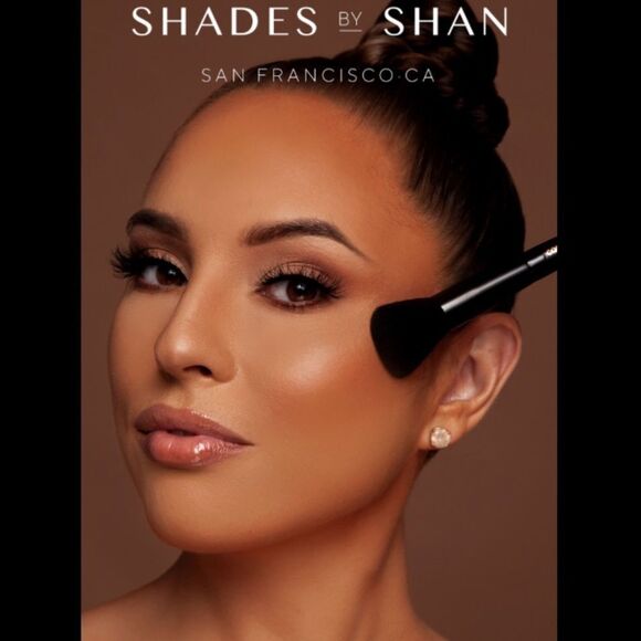 SHADES BY SHAN Lip Gloss in Erika and Highlighter in Irma Makeup Bundle Set - Picture 3 of 10